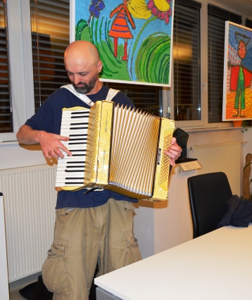 Književna tribina – Gost Damir Karakaš